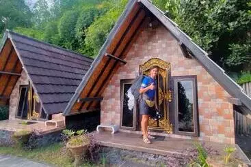 Pensió Zelobi Venture
