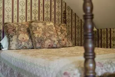 Bed and Breakfast Prairie Creek Inn