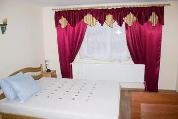 Hotel імобільяре