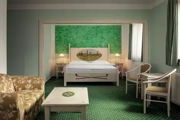 Hotel Golf & Spa Kunětická Hora