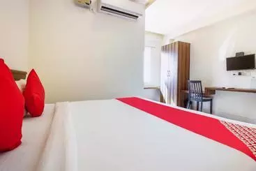 Flagship 35993 Starhood Hotels