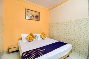 酒店 Spot On Sristi Palace