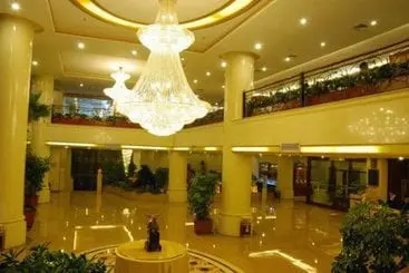 Plateau Pearl Grand Hotel