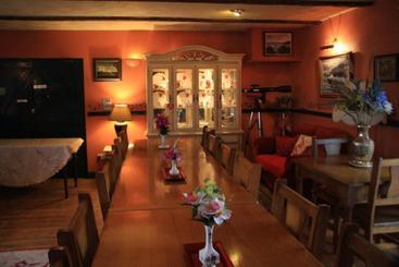 The Old School House B&b