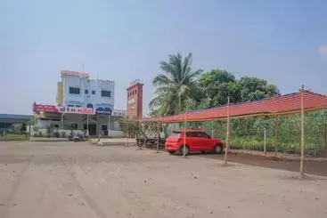 Hotel Spot On 79875  Mahindra