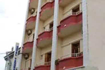ホテル Hôtel Taghrast