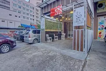 Hotel Oyo 90615 Jojo Homestay