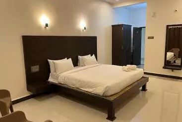 Hotelli Mastiff Select Shreeyog Resort