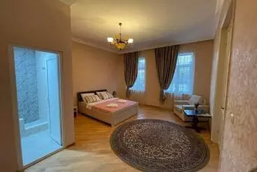 پانسیون Sisi Guest House