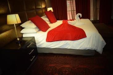 酒店 Ruby Rock Executive Guest House