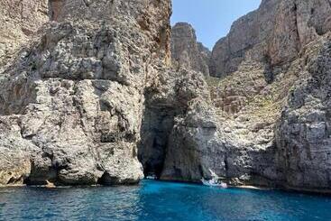 Pensió Isoladelmiele