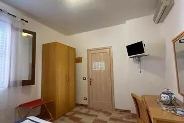 Pension Isoladelmiele