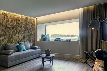 تختخواب و صبحانه Bnb La Cravache