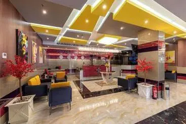 هتل Royal Day Plaza