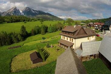 ペンション Penzión Perla Aqua