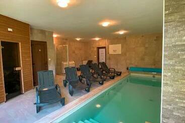 Casa Luxury Wellness Apartman By Bltn