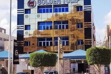 هتل آپارتمان Golden Tulip Hotel October