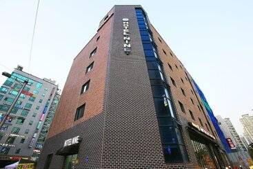 Namyangju Hotel 9