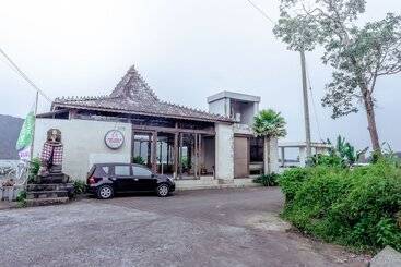 Pension The Joglo Beratan