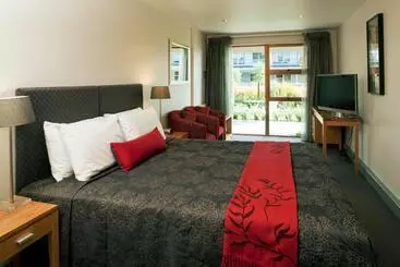 Hotelli Wai Ora Lakeside Spa Resort