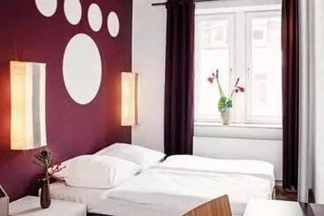 Five Elements Hostel Frankfurt