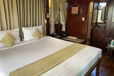 هتل Pludhaya Resort & Spa