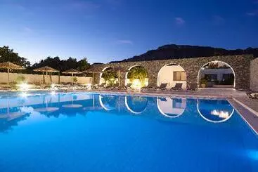 Coriva Beach Hotel & Bungalows