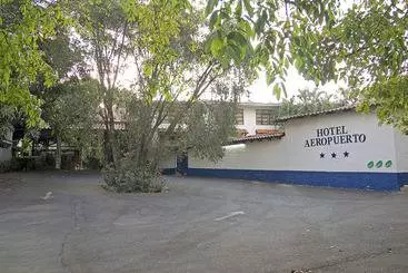 فندق Aeropuerto