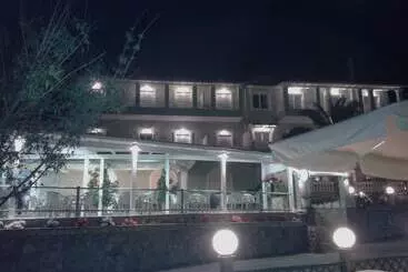 فندق Golden Sunset