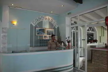 Hotel Golden Sunset