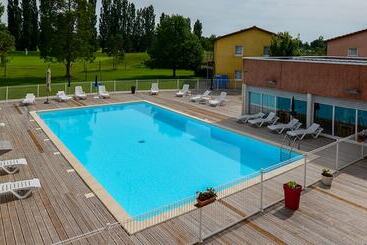 בית מלון כפרי Vacanceole Domaine Du Green