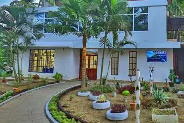 Aashrey Bed And Breakfast
