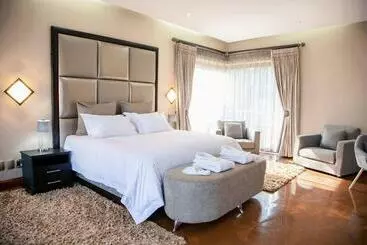 Majatalo Schimper View Boutique Guest House