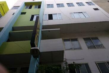 호텔 Al Salama Guest House Only For Indians