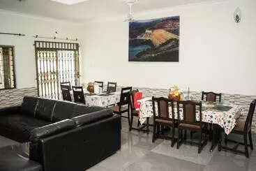 Pensão 3a's Guest House