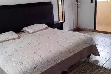 Hotel Posada Bugambilias