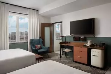 Hotelli Forty Five, Macon, A Tribute Portfolio