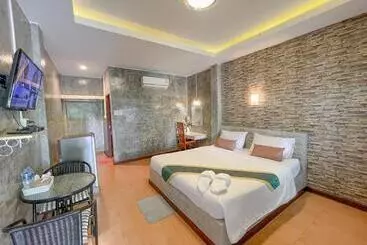 Retkeilymaja โรงแรมโทนี่วิลเลจtony