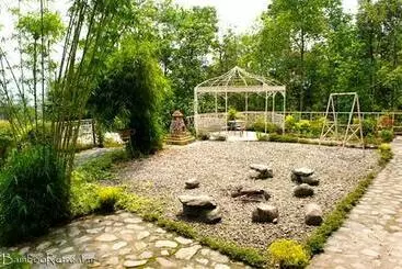 Hotel Bamboo Retreat