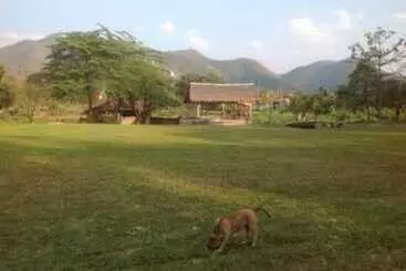 Hotelli Giant House Riverside