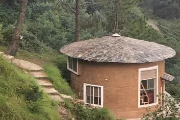 Hotel Sukoon Nature Retreat Near Bhatrojkhan Ranikhet