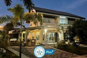 هتل Airport One Station Hometel Suvarnabhumi