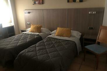 بنسيون Hostal De La Rosa