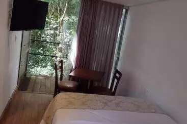 Pensão Econtainer Suítes Macacos