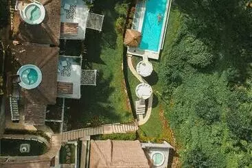 Resort Woywoy Escape Bresela Adults Only