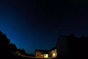 The Skellig Lodge & Hostel