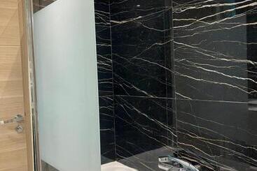 Bed and Breakfast Skyview Tour Eiffel   Paris Expo Versailles Exhibition Center