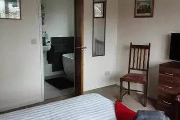 Bed and Breakfast Snoozefrome