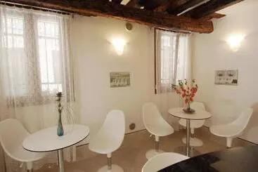 تختخواب و صبحانه Santa Margherita Guest House