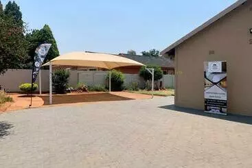 Pensionat Happy Living Guesthouse
